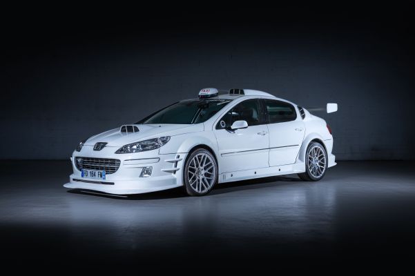 Taxi 4 & Taxi 5 | 2006 Peugeot 407 V6 Chassis no. VF36DXFVJ21515213 | Bonhams