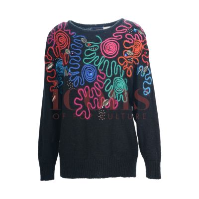 Lot 15 - The Goldbergs (TV) - Beverly Goldberg’s (Wendi McLendon-Covey) Vintage Sweater - 63-15 | Icons of Pop Culture