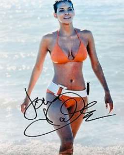 James Bond 007: Die Another Day | James Bond 007: Die Another Day - Halle Berry (Jinx) - signed, with COA | Catawiki