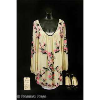 Lot 257 - 27 Dresses Tess (Malin Akerman) Movie Costumes