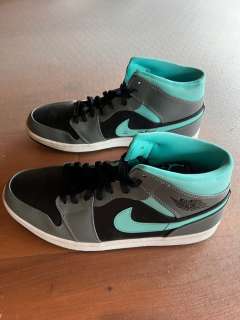 Lupin - Netflix - Screen Used Air Jordan Nike Sneakers - Worn and signed by Omar Sy - Nike | Catawiki