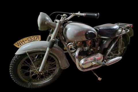 The Great Escape 1960 Triumph Motorcycle Replica | GWS Auctions