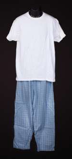 Lot 867 - Jim Carrey “Bruce Nolan” pajamas from Bruce Almighty