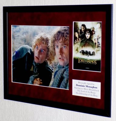 Lord of the Rings - Dominic Monaghan (Merry Brandybuck) Premium Framed, signed + COA | Catawiki