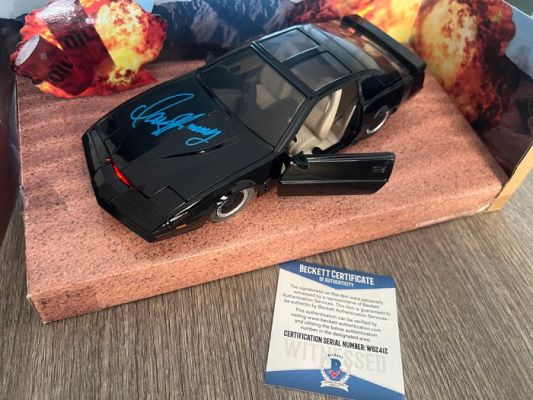 Knight Rider - Signed K.I.T.T. Die cast Model Car - David Hasselhoff - Beckett Authentication | Catawiki