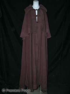 Mirror Mirror Snow White’s (Lily Collins) Screen Worn Cloak | Premiere Props