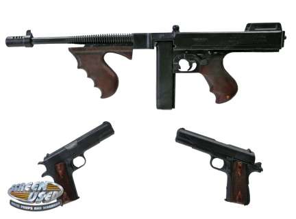 Lot 252 - Johnny Depp "John Dillinger" stunt Colt .45 pistols and Thompson submachine gun from Public Enemies