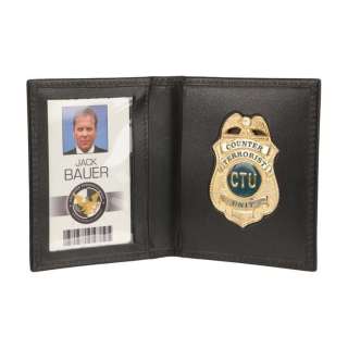 24 (2001-2010) - Lot #4 : Jack Bauer‘s (Kiefer Sutherland) CTU ID and Badge