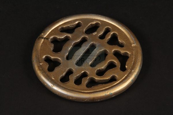 Highlander | Ramirez (Sean Connery) sword guard | The Prop Gallery