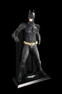 Full-size Batman statue from The Dark Knight Rises | Blacksparrow