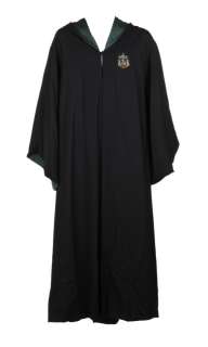 Lot 1045 - HARRY POTTER AND THE PRISONER OF ASKABAN: SLYTHERIN HOUSE ROBE (WITH DVD)