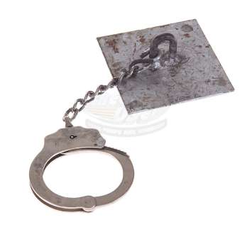 Lot 35 - Alias (TV) - Sark‘s Leg Cuff (David Anders)