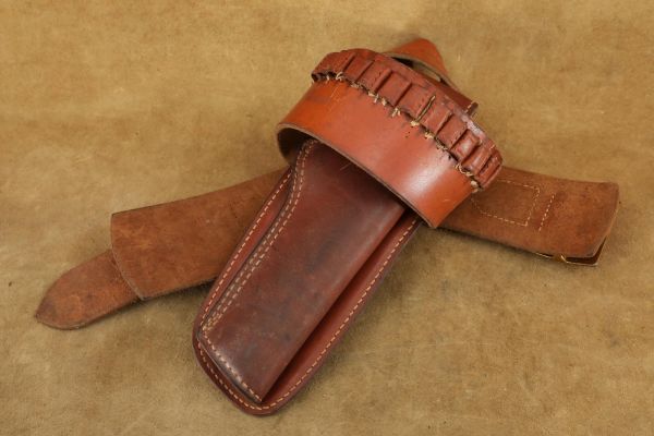 Lot 2306 - Vintage 1950s "Property Of Republic Studios" Hunter Colt 4.75" .22 SAA Movie Prop Holster & Belt Rig | Other auctions