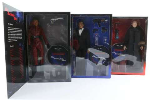 James Bond Die Another Day - Sideshow Collectibles - Three Collectible 12 inch figures of James… | Ewbank’s