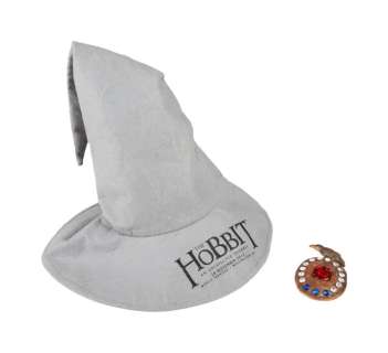 Lot 318 - The Hobbit: The Desolation of Smaug | Erebor Treasure Jewel Plaque and "An Unexpected Journey" "Gandalf" Premiere Hat