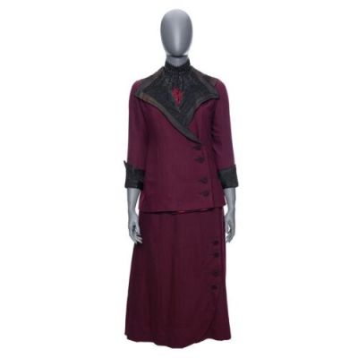 TITANIC (1997) - Lot #407 : Molly Brown‘s (Kathy Bates) Boarding Costume