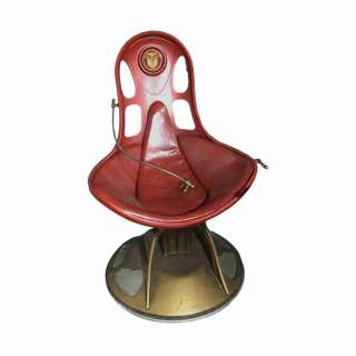 Red One Nick/Santa Claus Screen Used Sleigh Chair | VIP Fan Auctions