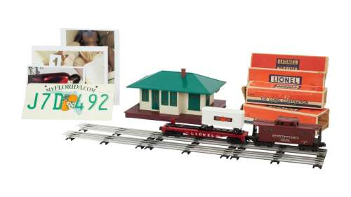 Dexter - Trinity Killer (John Lithgow) "Lost Boys" Train Set with License Plate and "The Getaway" Crime Scene Photos