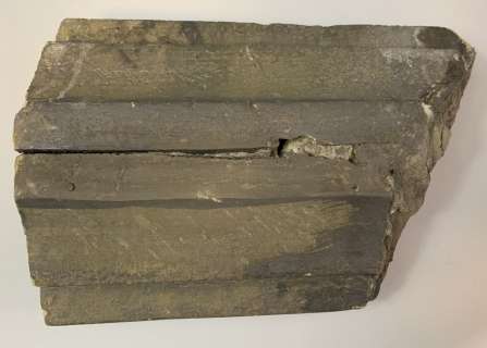 Harry Potter and the Deathly Hallows: Part 2 (2011) - Shattered Hogwarts Wall Piece | Hanlin Auction Service