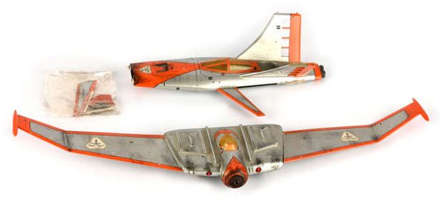 Lot 6451 - Terrahawks, Replica Hawk Wing model - 2 part replica Terrahawks spaceship model. 47 x 10 cm. | Ewbank’s