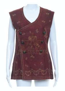 Lot 94 - Chronicles of Narnia: The Voyage of the Dawn Treader, The – Lucy Pevensie’s Vest - A308