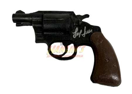 Lot 392 - The Incredible Hulk (1977 - 1982) - Lou Ferrigno Signed Handgun