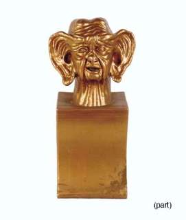 Star Trek: Deep Space Nine - Lot 384 - GRAND NAGUS HEAD WALL DECORATIONS