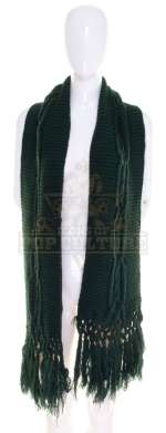 Kevin Can Wait (TV) - Vanessa Cellucci’s (Leah Remini) Scarf - 24-10 | Icons of Pop Culture