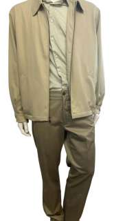 Lot 40 - Breaking Bad (2008-2013) - Walter Whites (Bryan Cranston) 3-Piece Costume
