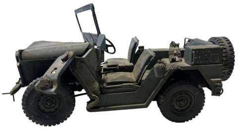 Lot 92 - Godzilla (1998) - Prop Miniature Jeep