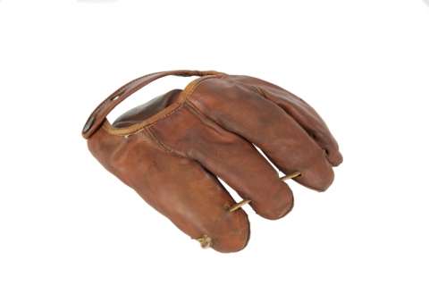 THE NATURAL BASEBALL GLOVE | Julien’s