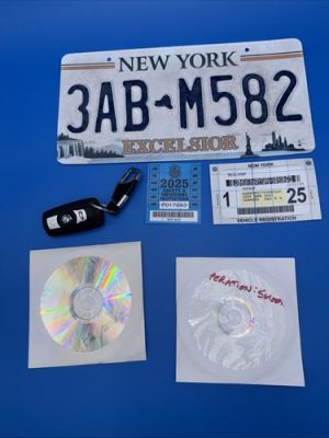 Wolfs Pitt Clooney Original Screen Props Hero License Plate BMW Registration CD