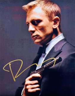 James Bond - Daniel Craig, signed with COA | Catawiki