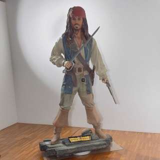 Pirates of the Caribbean - Official Statue - Johnny Depp as Captain Jack Sparrow - 200 cm high - Studio Oxmox | Catawiki