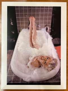 SAM SHAW - The Seven Year Itch - Marilyn Monroe in the bathroom | Catawiki